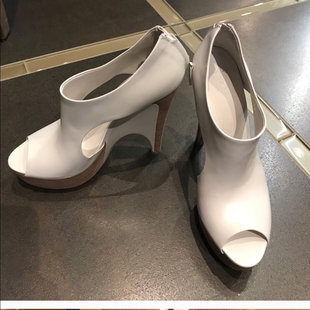 Gucci Shoes